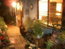 �n�c��J���[���w�X�p�C�X�J�t�F�x�X��