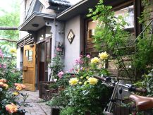 �n�c��J���[���w�X�p�C�X�J�t�F�x�X